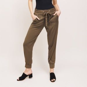 Dynamite Sacha Jogger